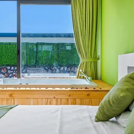 Ortac 1 Doga Icerisinde, Korunakli