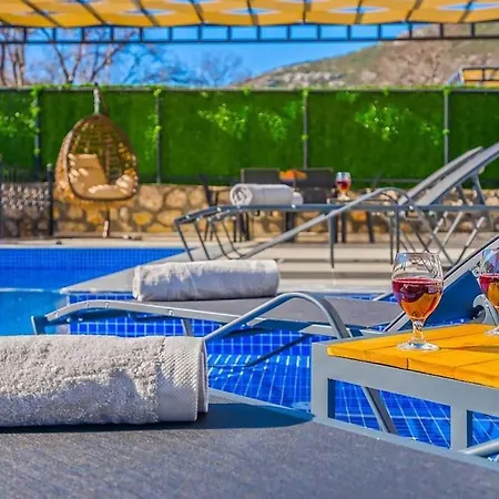 Вилла Ortac 1 Doga Icerisinde, Korunakli Каш