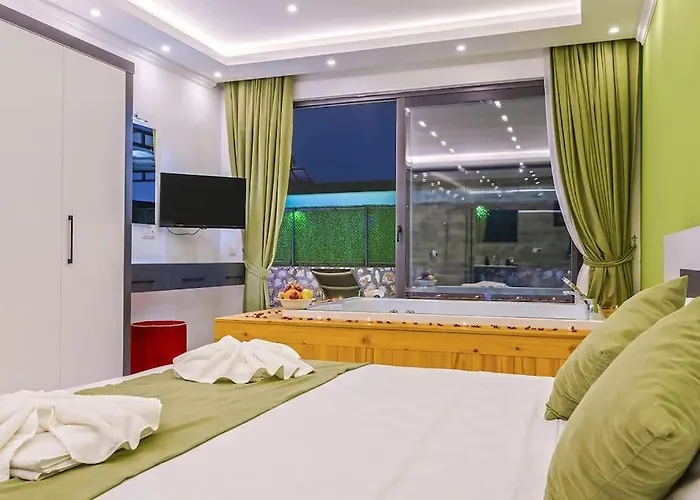 Ortac 1 Doga Icerisinde, Korunakli Villa