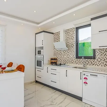 Ortac 1 Doga Icerisinde, Korunakli *