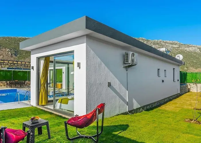 Ortac 1 Doga Icerisinde, Korunakli Κας