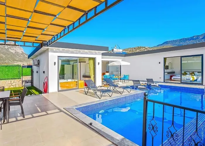 Ortac 1 Doga Icerisinde, Korunakli Κας